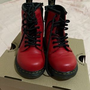 Kids boots